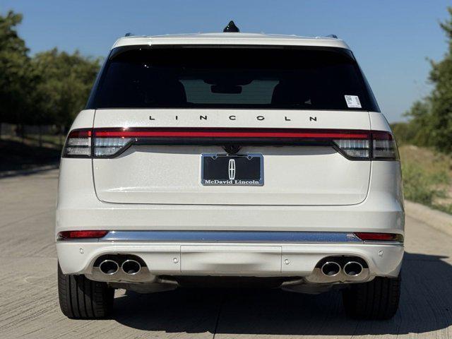 new 2025 Lincoln Aviator car, priced at $90,325