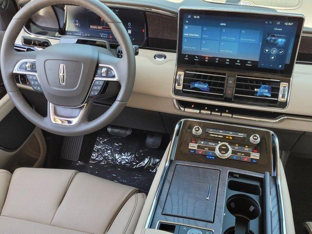 new 2024 Lincoln Navigator car, priced at $81,370