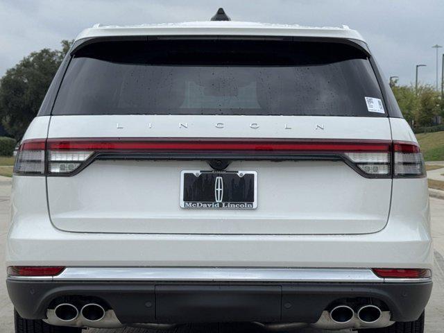 new 2025 Lincoln Aviator car, priced at $61,225