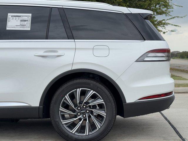 new 2025 Lincoln Aviator car, priced at $61,225