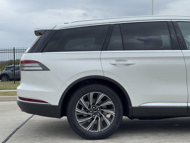 new 2025 Lincoln Aviator car, priced at $61,225