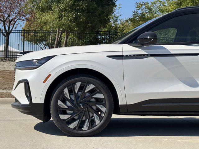 new 2024 Lincoln Nautilus car, priced at $67,392