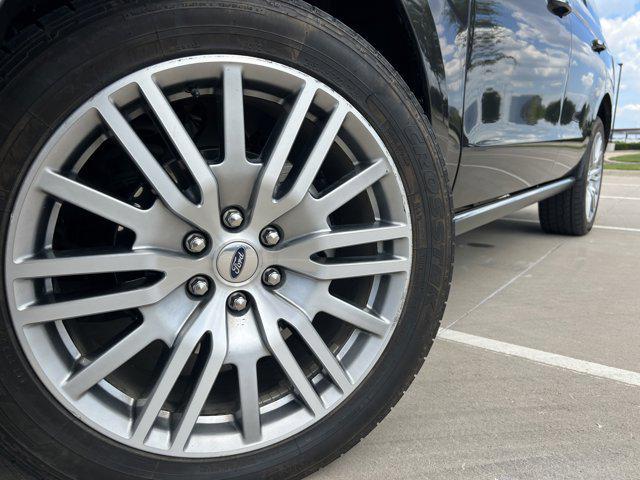 used 2023 Ford Expedition car, priced at $38,999