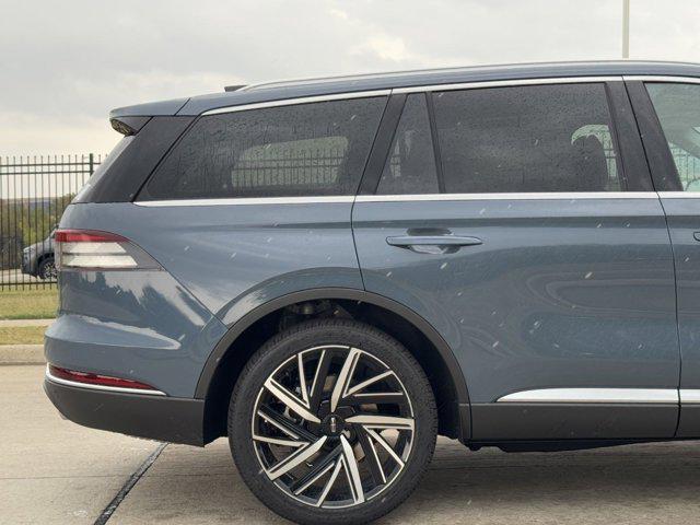 new 2025 Lincoln Aviator car, priced at $80,270