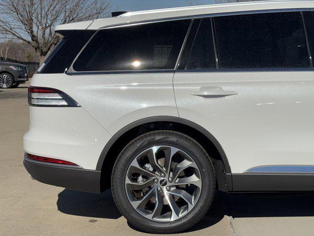 new 2025 Lincoln Aviator car, priced at $70,925