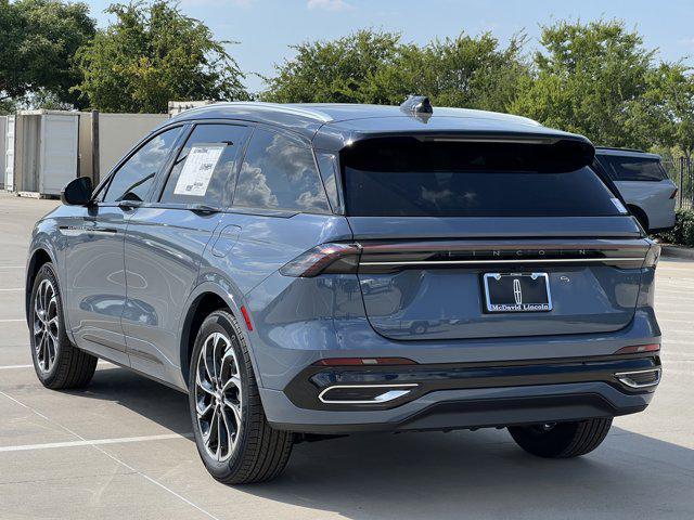 new 2025 Lincoln Nautilus car, priced at $66,701