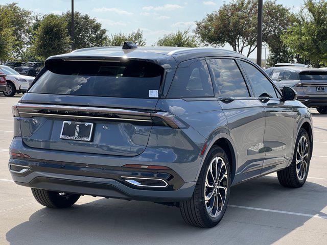 new 2025 Lincoln Nautilus car, priced at $66,701
