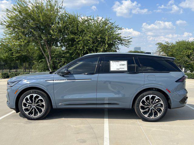 new 2025 Lincoln Nautilus car, priced at $66,701