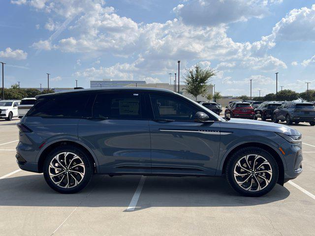 new 2025 Lincoln Nautilus car, priced at $66,701