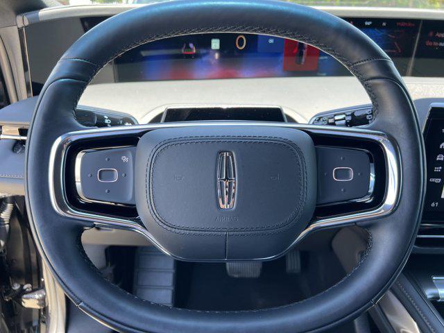 used 2024 Lincoln Nautilus car, priced at $46,499