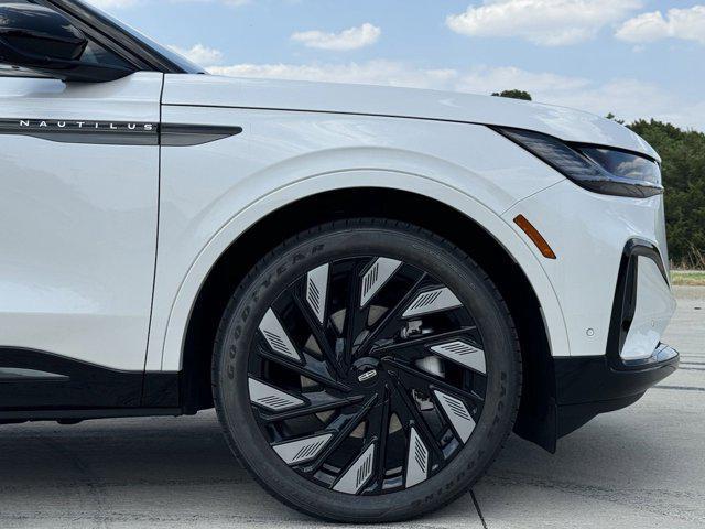 new 2024 Lincoln Nautilus car, priced at $67,392