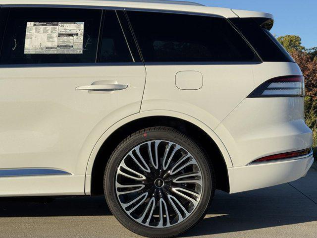 new 2025 Lincoln Aviator car, priced at $89,690