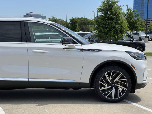 new 2025 Lincoln Aviator car, priced at $72,419