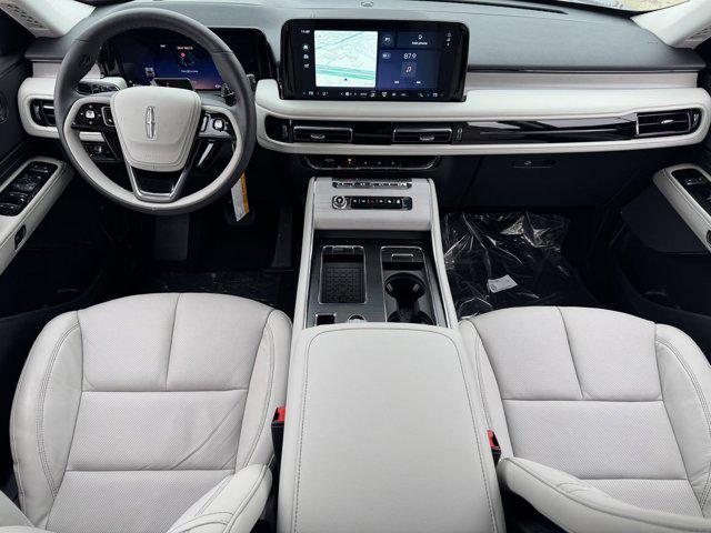 new 2025 Lincoln Aviator car, priced at $66,682