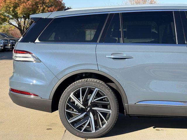 new 2025 Lincoln Aviator car, priced at $80,550