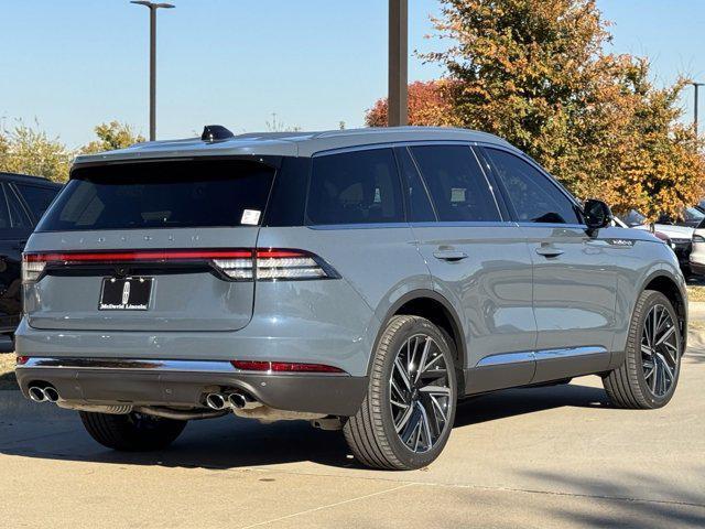 new 2025 Lincoln Aviator car, priced at $80,550