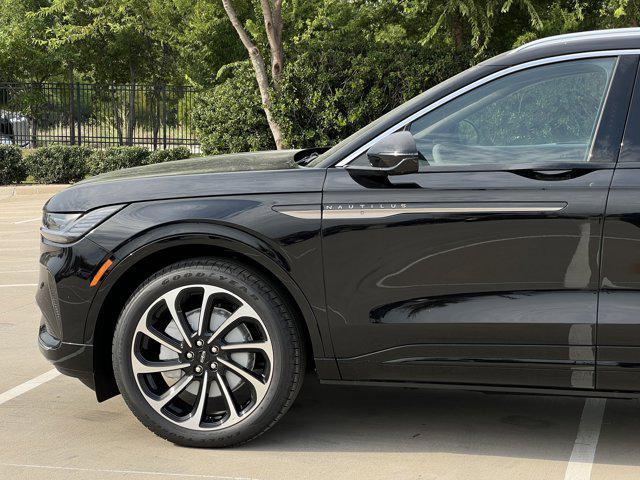 new 2025 Lincoln Nautilus car, priced at $77,645