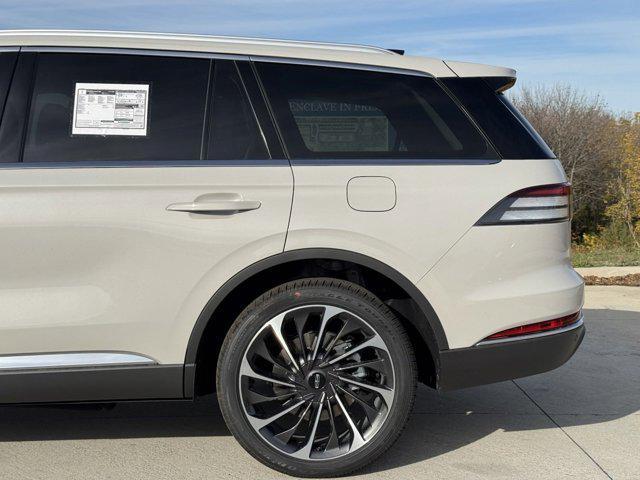 new 2025 Lincoln Aviator car, priced at $79,550