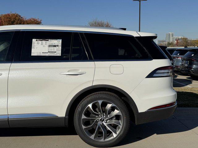 new 2025 Lincoln Aviator car, priced at $70,625