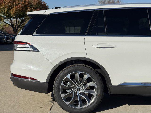 new 2025 Lincoln Aviator car, priced at $70,625