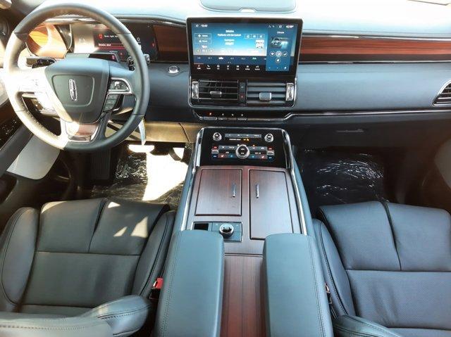 new 2024 Lincoln Navigator car, priced at $100,954