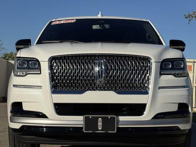 new 2024 Lincoln Navigator car, priced at $98,023