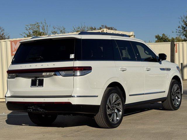 new 2024 Lincoln Navigator car, priced at $98,023