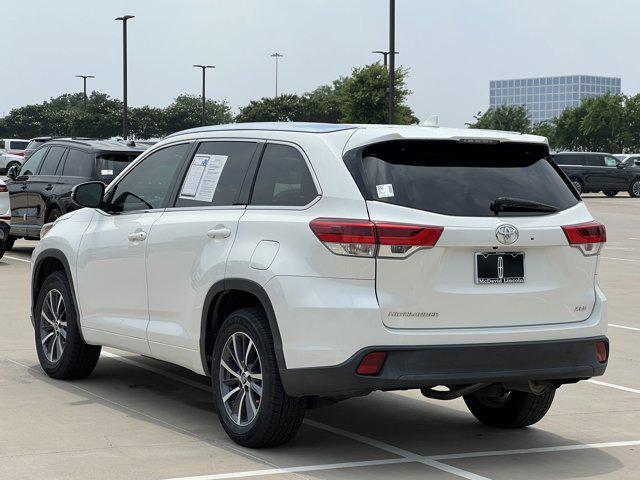 used 2018 Toyota Highlander car, priced at $27,499