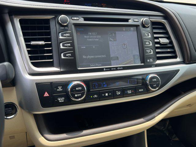 used 2018 Toyota Highlander car, priced at $27,499