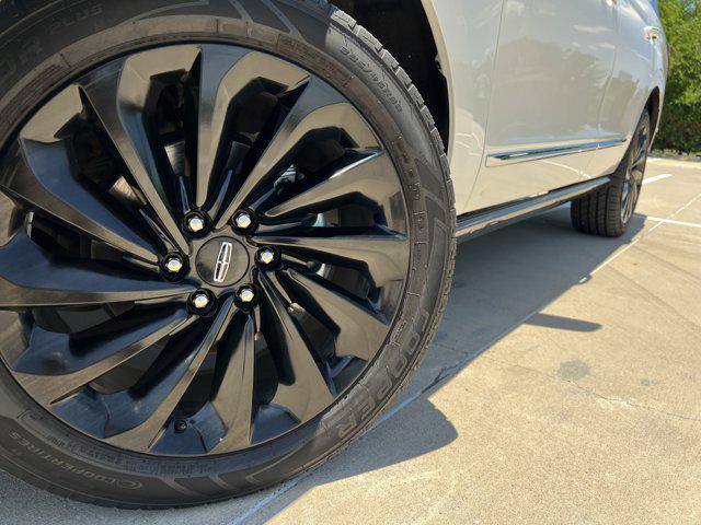 used 2020 Lincoln Navigator car, priced at $34,999