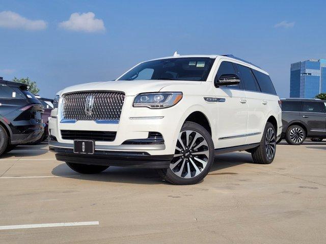 new 2024 Lincoln Navigator car, priced at $101,660