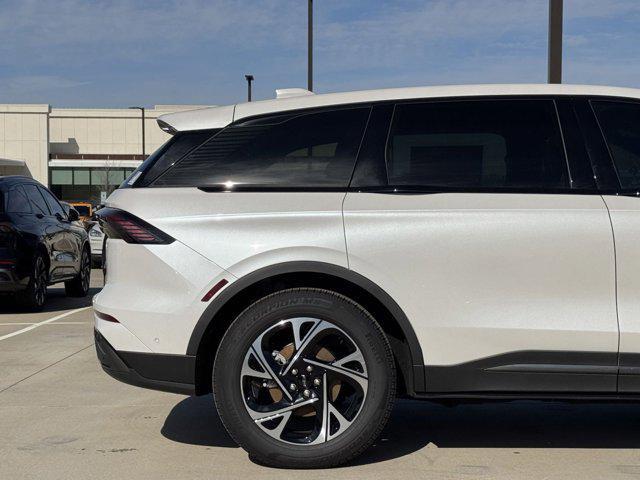 new 2024 Lincoln Nautilus car, priced at $52,090