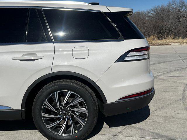 new 2025 Lincoln Aviator car, priced at $81,250