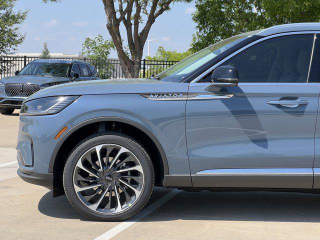 new 2025 Lincoln Aviator car, priced at $71,556