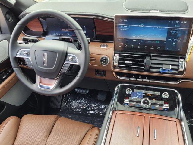 new 2024 Lincoln Navigator car, priced at $103,810