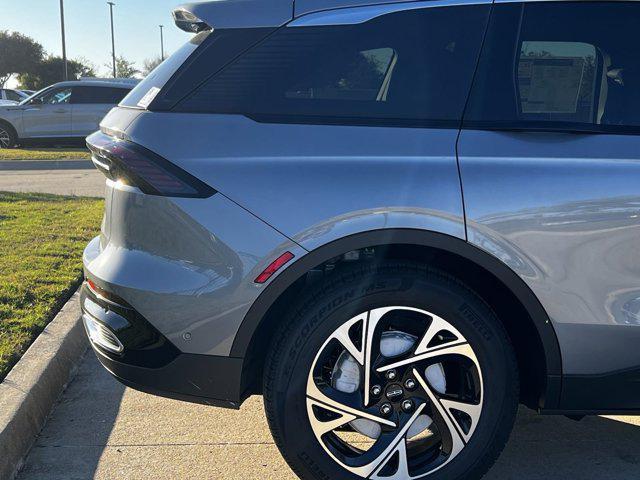 new 2024 Lincoln Nautilus car, priced at $50,170