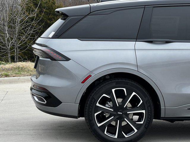 new 2025 Lincoln Nautilus car, priced at $57,457