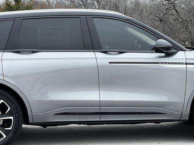new 2025 Lincoln Nautilus car, priced at $57,457