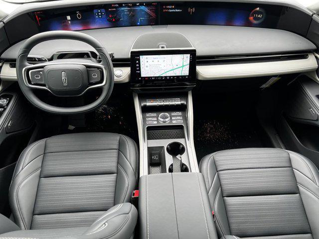 new 2025 Lincoln Nautilus car, priced at $57,457