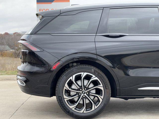 new 2024 Lincoln Nautilus car, priced at $59,731