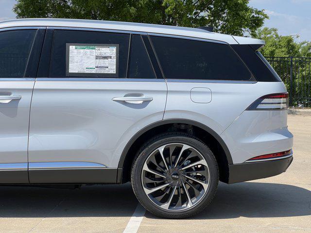 new 2025 Lincoln Aviator car, priced at $71,447