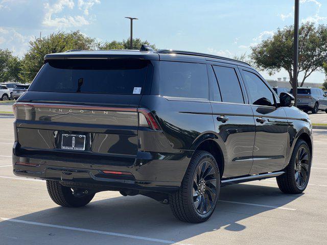 new 2025 Lincoln Navigator car, priced at $103,978