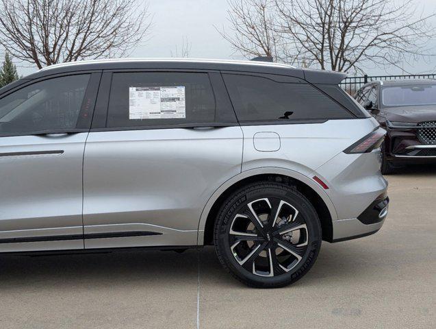 new 2025 Lincoln Nautilus car, priced at $66,910