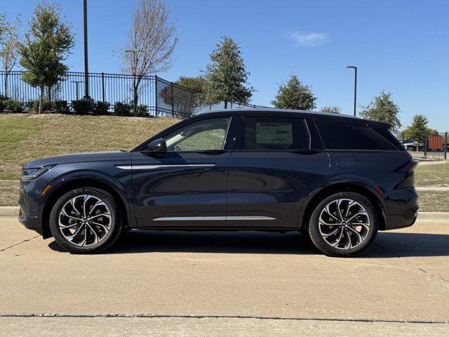 new 2024 Lincoln Nautilus car, priced at $60,451