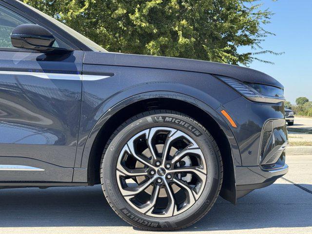 new 2024 Lincoln Nautilus car, priced at $60,451