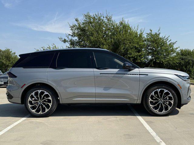 new 2024 Lincoln Nautilus car, priced at $59,376