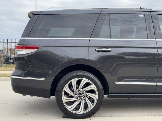 used 2023 Lincoln Navigator car, priced at $73,277