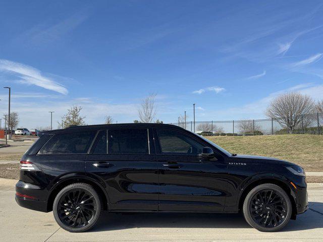 new 2025 Lincoln Aviator car, priced at $72,575