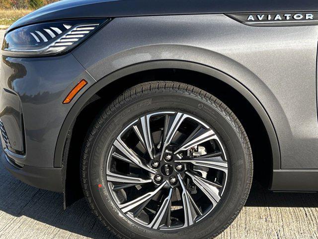 new 2025 Lincoln Aviator car, priced at $61,325