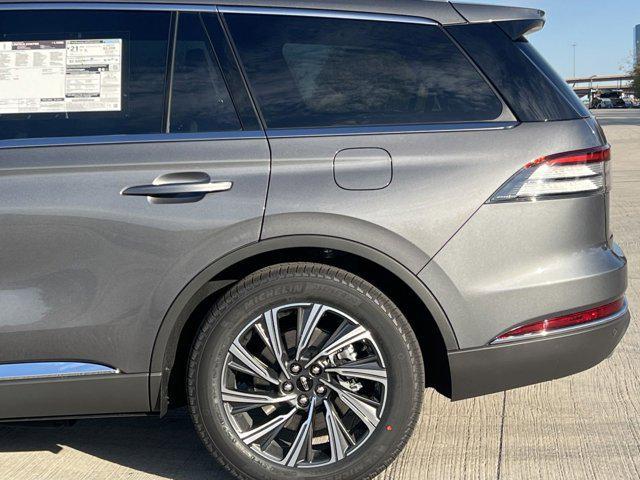 new 2025 Lincoln Aviator car, priced at $61,325